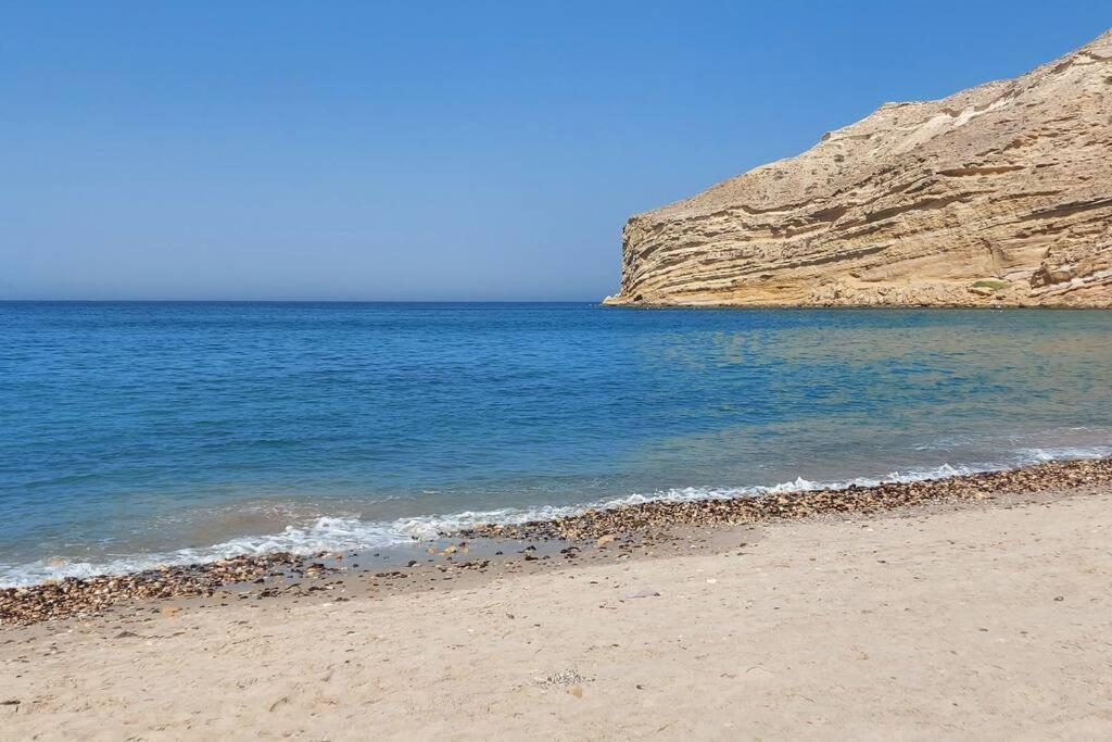 One Guest Place 2Bhk Apartments Near The Beach Muscat Exterior photo