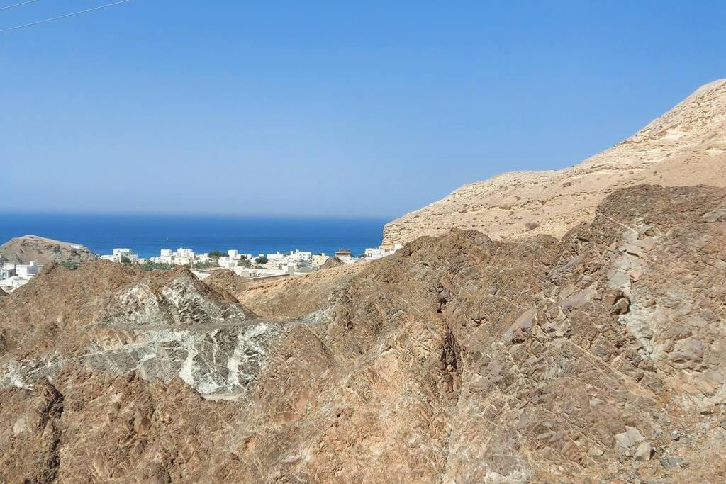 One Guest Place 2Bhk Apartments Near The Beach Muscat Exterior photo