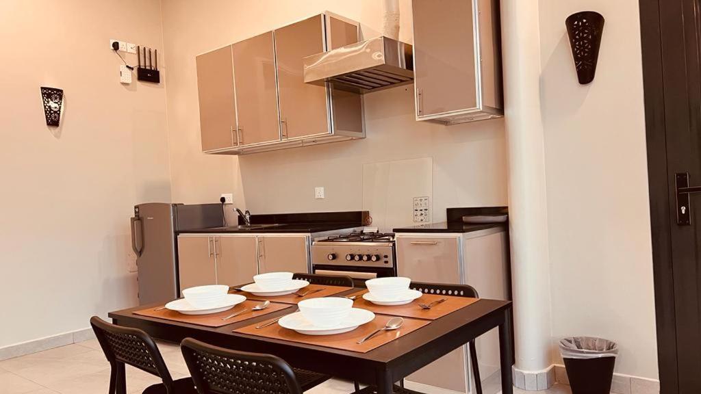 One Guest Place 2Bhk Apartments Near The Beach Muscat Exterior photo